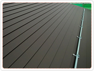 横葺（横長尺葺）